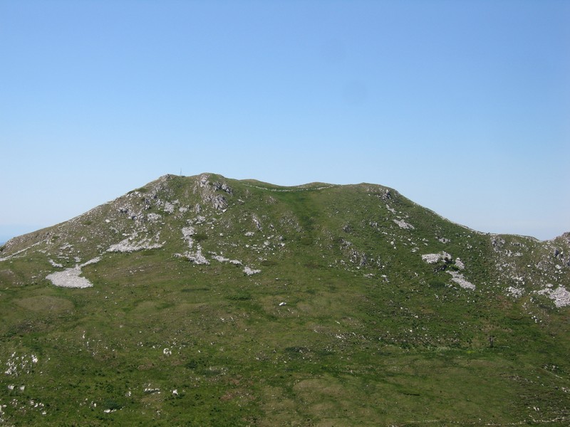 Crêt de la Goutte ou Grand Crêt d'Eau, randonnée d'été depuis Collonges